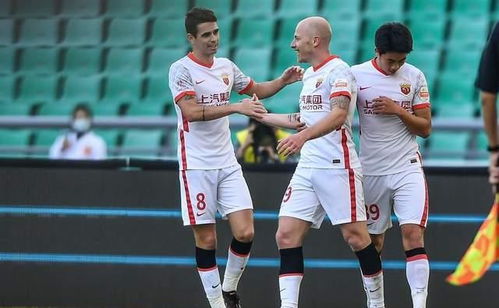 中超焦点战，深圳1-0津门虎，杜加利奇制胜一击，方镜淇失误成遗憾