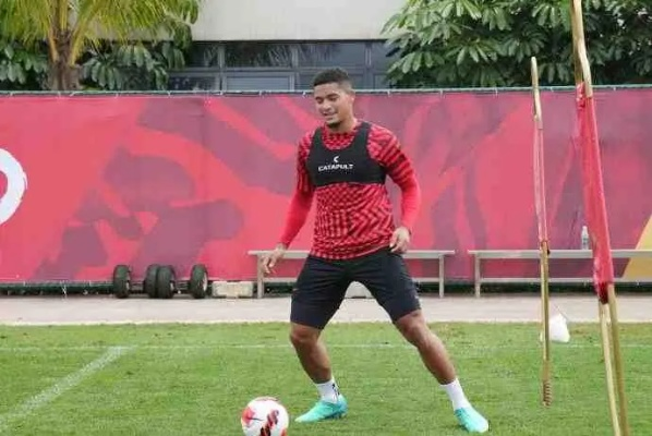 复出在即？记者曝蒋光太已参加海港赛前踩场训练，备战新赛季挑战