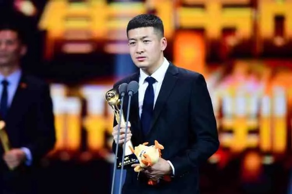 2018赛季中超金哨张雷或再执掌大局，海港vs国安焦点战悬念再起