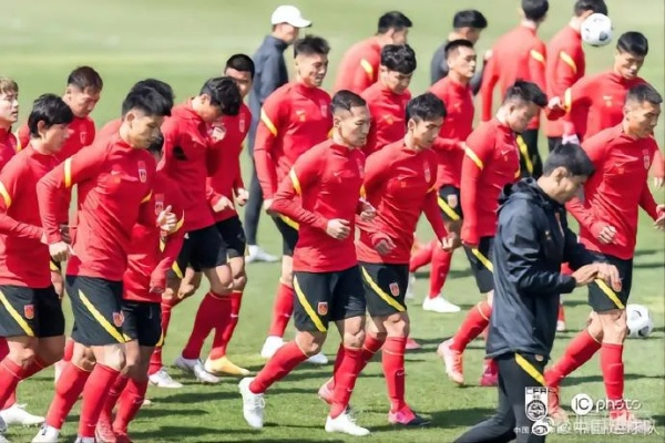 北青曝国足集训计划,或选址上广深厦一地进行,备战关键赛事 北青曝国足集训计划,或选址上广深厦一地进行,备战关键赛事