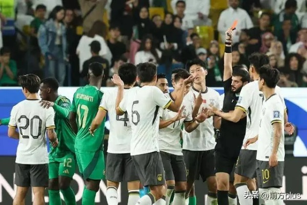 记者热议沙特射门好点，7比0的比分背后，中超应多踢轮赛提升竞技水平